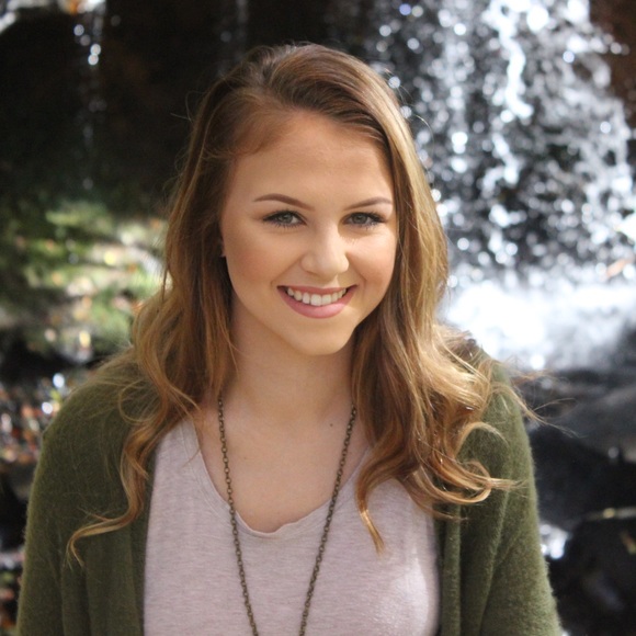 Meet your Posher, Shaelee - Picture 1 of 1